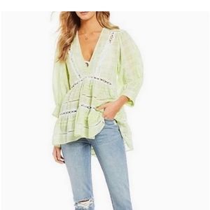 Free People Women’s Boho Top L Ruffle‎ Lace Blouse Lime Combo. Size Medium